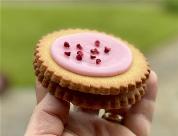 Hindbærsnitte m. Hjemmelavet hindbærbær marmelade