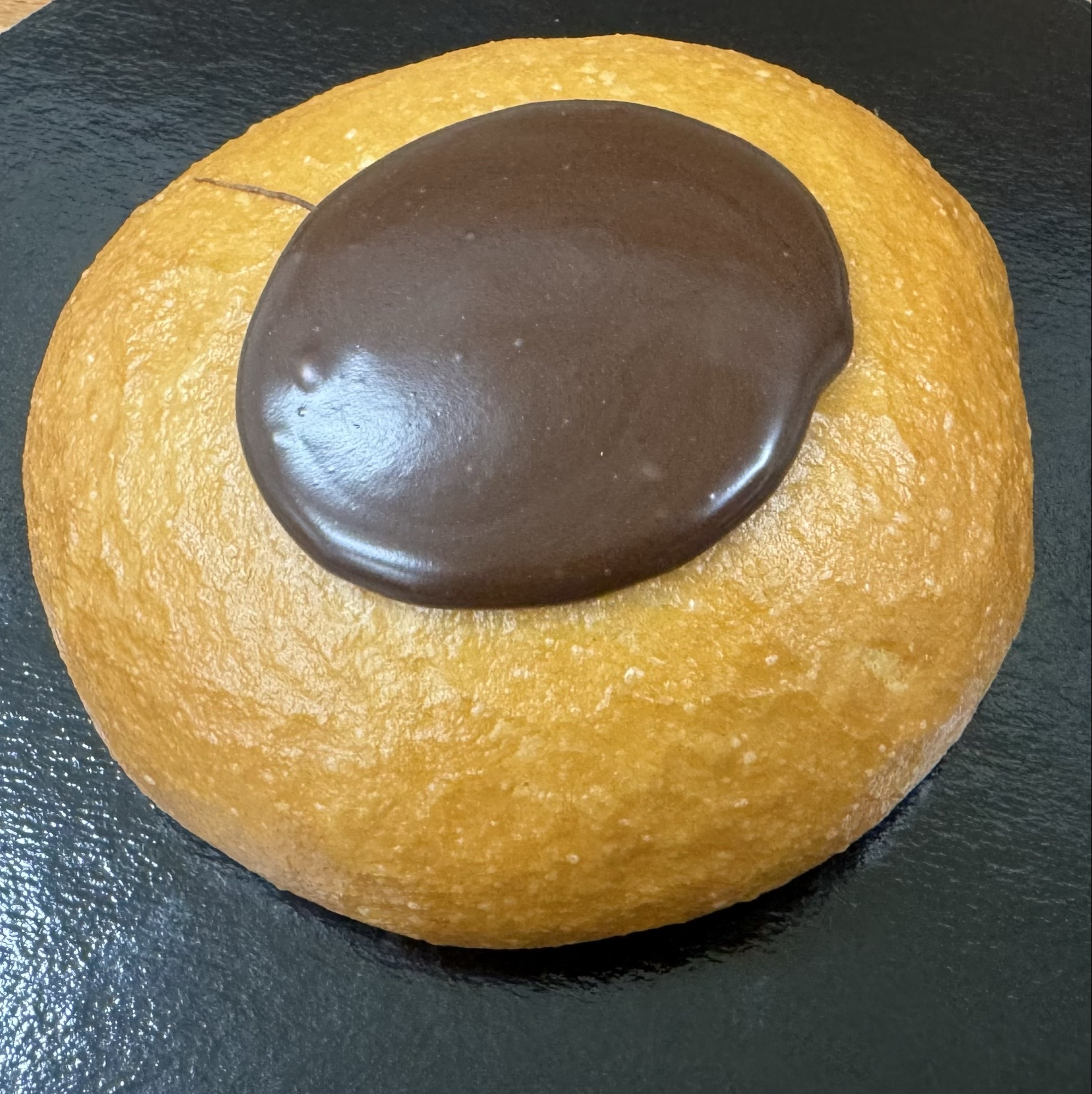 Bedstebolle m. Marcipan og creme