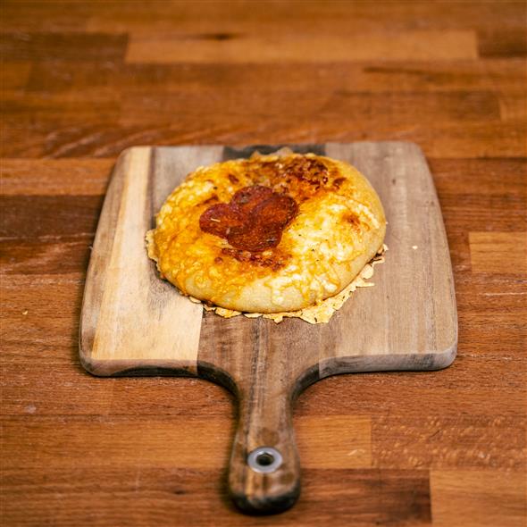 Pizza m. pepperoni